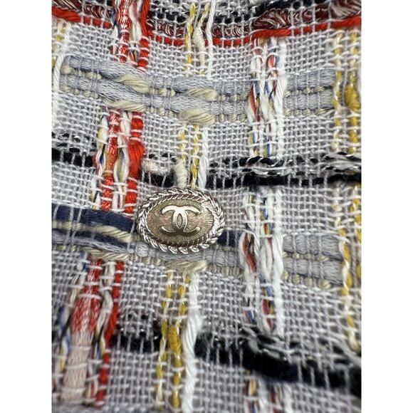 Chanel 18P Grey Tweed Midi Dress FR36 US4 Short Sleeve CC Logo Button Silk - Picture 12 of 16